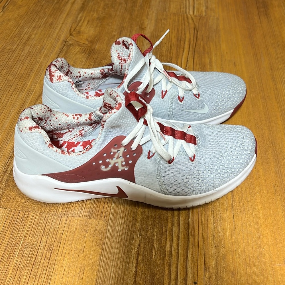 Alabama Nike sneakers, men’s size 12. Excellent condition! Worn once!